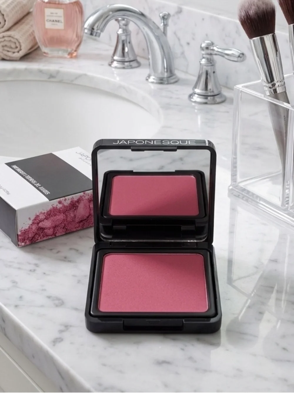 Radiant Pink Powder Blush - Soft Rose Finish